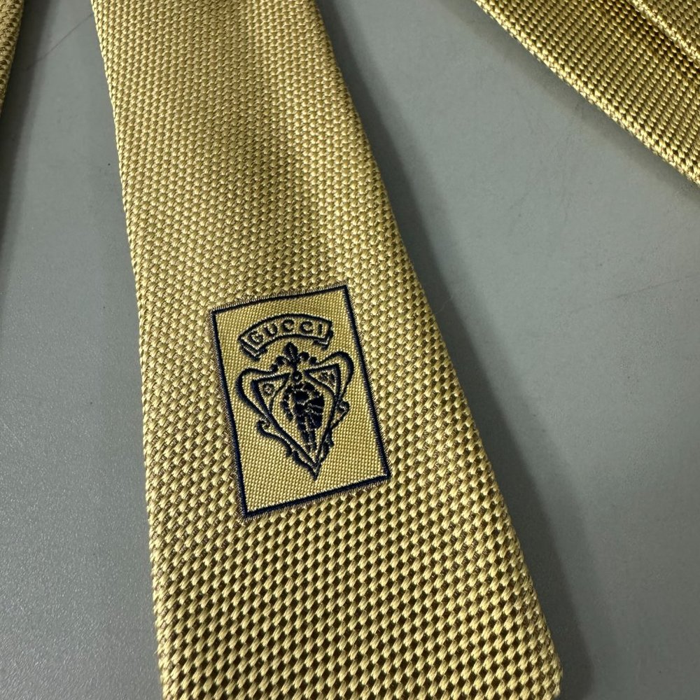 Vintage Gucci Golden 100% Silk Necktie - Picture 8 of 11